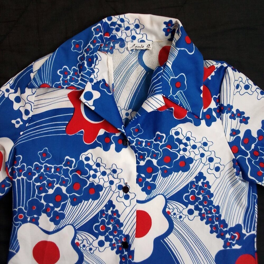Vintage Lanie J Floral Button Polyester Disco Shirt